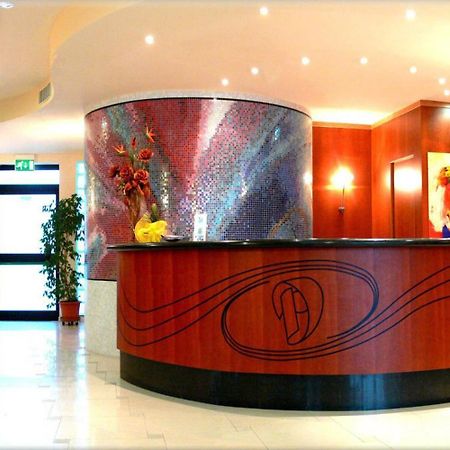 Hotel Duca Degli Abruzzi Montesilvano Marina Exterior foto
